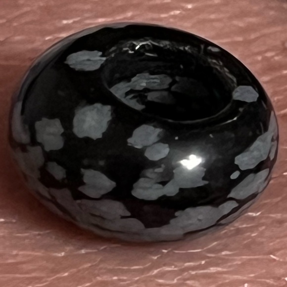 Brand New   obsidian snowflake bracelet charm - Picture 3 of 5